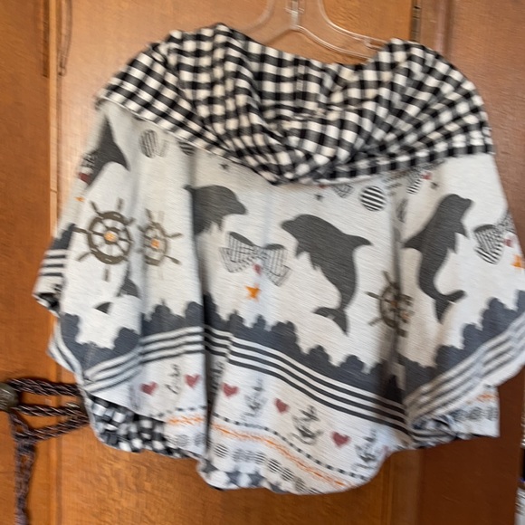 Scolar capelet - Picture 2 of 6